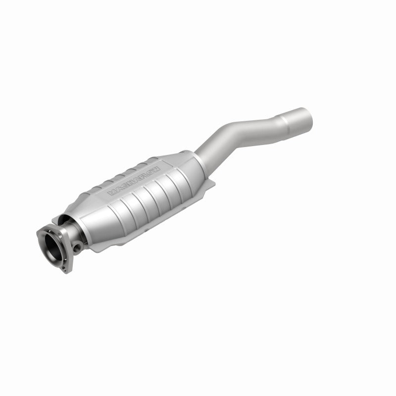 MagnaFlow Conv Volvo 28.75X6.5X4 2.5/2.38 - My Store