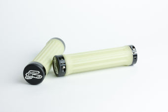 compare product Renthal Lock-On Traction Grip Kevlar