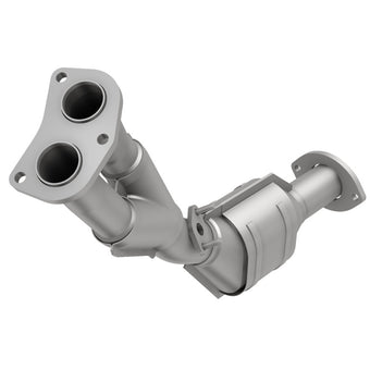 compare product MagnaFlow Direct Fit Catalytic Converter 01-04 Toyota Tacoma Front 2.7L
