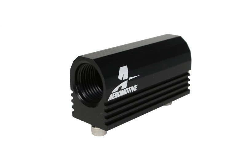 Aeromotive 96 - 04 Ford 4.6 L Fuel Rail Pressure Sensor Adapter Log ( - 08 AN inlet / outlet) - My Store