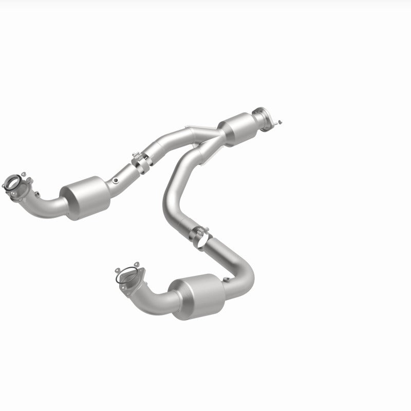 Magnaflow 12 - 20 Chevrolet Express 4500 Underbody 6.0L Direct Fit Catalytic Converter - My Store