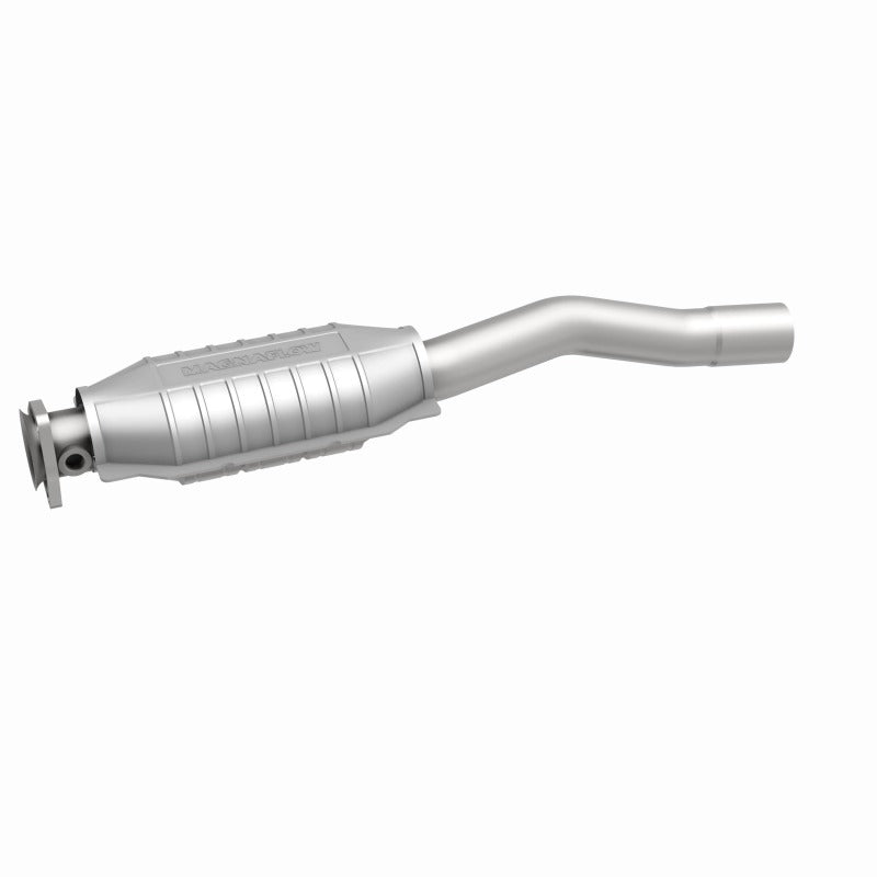 MagnaFlow Conv Volvo 28.75X6.5X4 2.5/2.38 - My Store