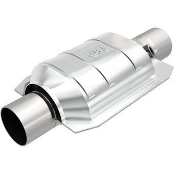 compare product MagnaFlow Universal Catalytic Converter 2.00 with 1-O2 Front CA