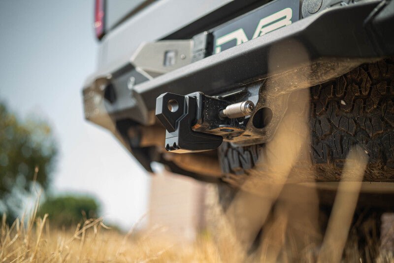 DV8 Universal Hitch Skid Plate - Black - My Store