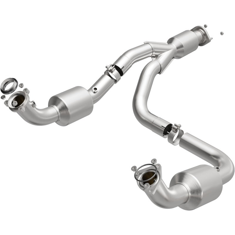 Magnaflow 12 - 20 Chevrolet Express 4500 Underbody 6.0L Direct Fit Catalytic Converter - My Store
