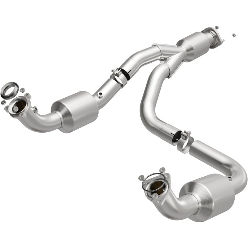 Magnaflow 12 - 20 Chevrolet Express 4500 Underbody 6.0L Direct Fit Catalytic Converter - My Store