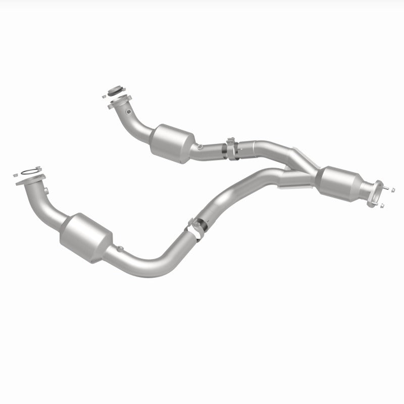 Magnaflow 12 - 20 Chevrolet Express 4500 Underbody 6.0L Direct Fit Catalytic Converter - My Store