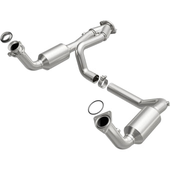 compare product MagnaFlow DF Catalytic Conv OEM 2005 GMC Sierra/Chevrolet Silverado 1500/Cadillac Escalade Underbody