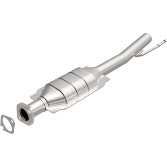 compare product MagnaFlow Direct Fit Catalytic Converter 01-04 Ford Escape 3.0L Rear / 01-04 Mazda Tribute 3.0L Rear