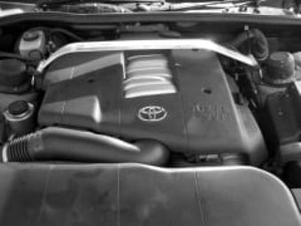 compare product Cusco Strut Bar OS Front for Toyota Celsior (UCF20/21)