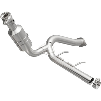 compare product MagnaFlow Direct Fit Catalytic Converter 2009-2010 F-150 4.6 L Underbody