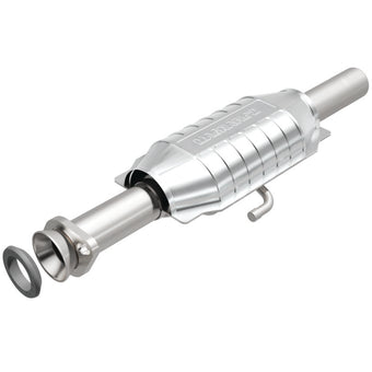 compare product MagnaFlow Conv GM 24X6.5X4 2/2