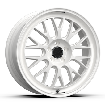 compare product fifteen52 Holeshot RSR 19x9.5 5x114.3 38mm ET 73.1mm Center Bore Rally White