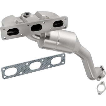 compare product MagnaFlow Direct Fit Catalytic Converter BMW 5 01-03 front