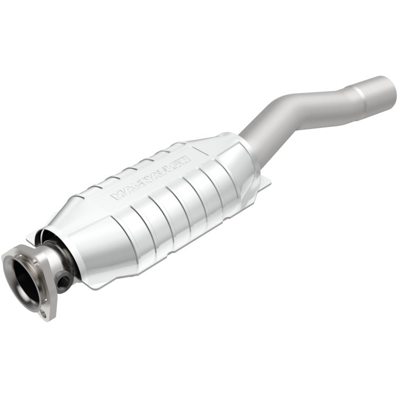 MagnaFlow Conv Volvo 28.75X6.5X4 2.5/2.38 - My Store