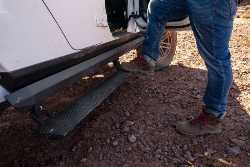 AMP Research 20 - 24 Jeep JT Gladiator (Launch/Overlnd/Rubicon/Sport/Sport S) PowerStep XL - Black - My Store