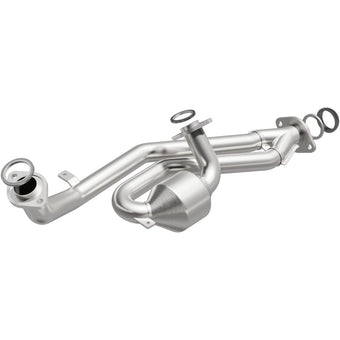compare product MagnaFlow Direct Fit Catalytic Converter 01-03 Toyota Sienna 3.0L fr