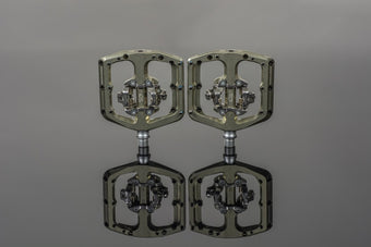 compare product Renthal Cycle Revo-DHC Pedal -  Alu Gold