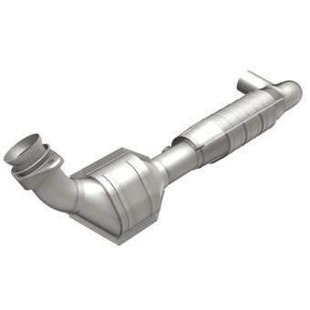 compare product MagnaFlow Direct Fit Catalytic Converter 04-05 Ford F-150 5.4L D/S 2WD (Excl 04 Heritage Edition)