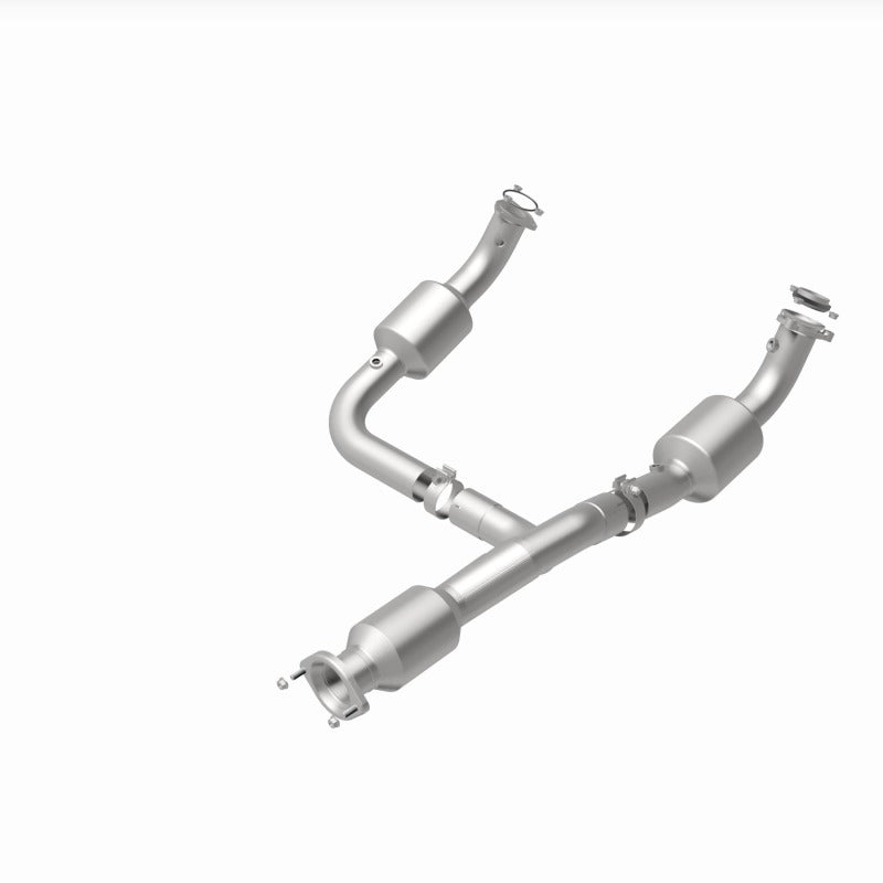Magnaflow 12 - 20 Chevrolet Express 4500 Underbody 6.0L Direct Fit Catalytic Converter - My Store