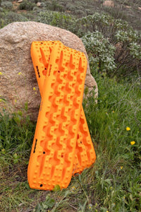 DV8 Offroad DV8 Xtract Traction Boards | Pair | Orange - My Store