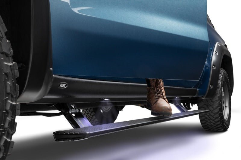 AMP Research 22 - 23 Chevy/GMC Silverado/Sierra 1500 & 2024 2500/3500HD Double/CC PowerStep Xtreme - My Store
