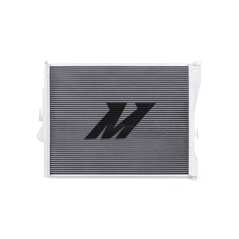 Mishimoto 99 - 06 BMW 323i/323i/328i/330i w/ Auto Transmission Performance Aluminum Radiator - My Store