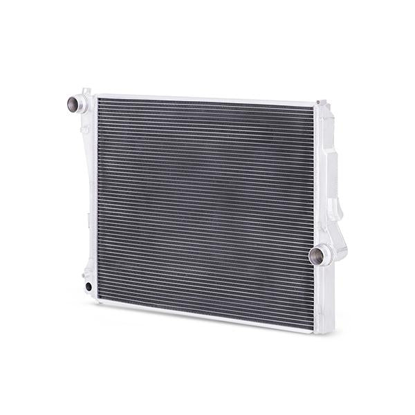 Mishimoto 99 - 06 BMW 323i/323i/328i/330i w/ Auto Transmission Performance Aluminum Radiator - My Store
