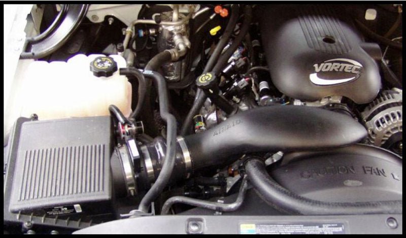 Airaid 99 - 04 Chevy / GMC / Cadillac 4.8/5.3/6.0L Airaid Jr Intake Kit - Dry / Red Media - My Store