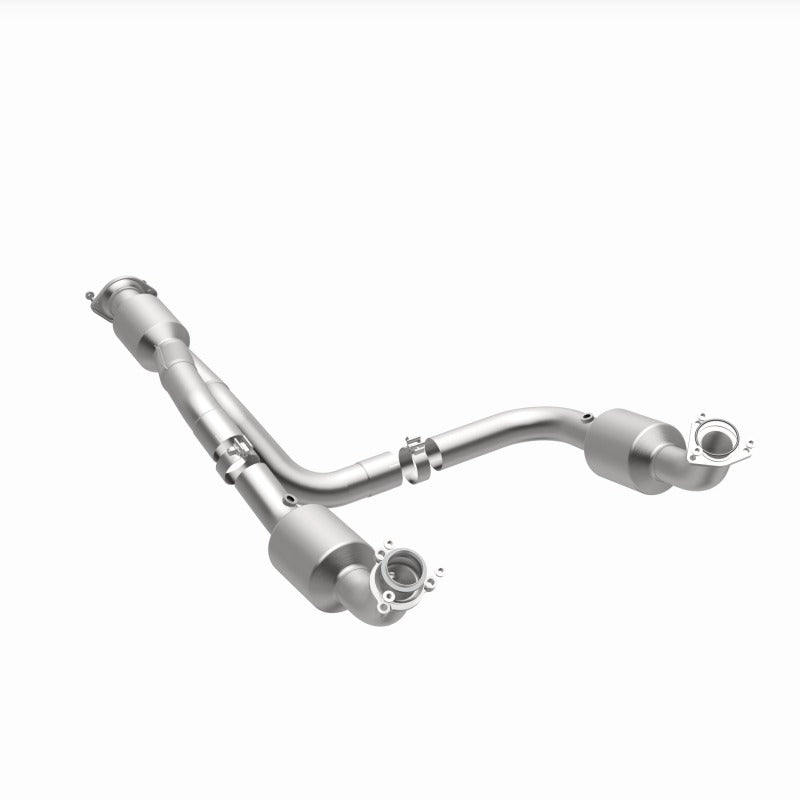 Magnaflow 12 - 20 Chevrolet Express 4500 Underbody 6.0L Direct Fit Catalytic Converter - My Store