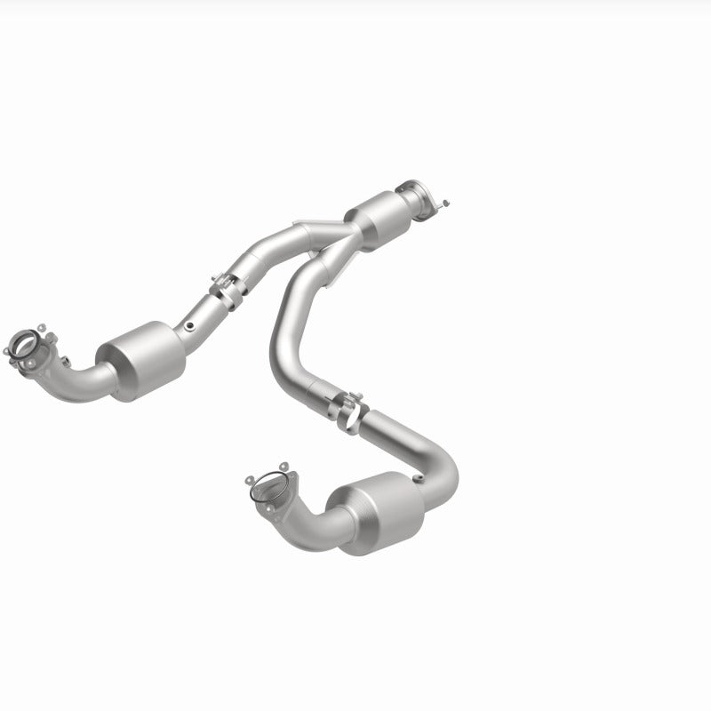 Magnaflow 12 - 20 Chevrolet Express 4500 Underbody 6.0L Direct Fit Catalytic Converter - My Store