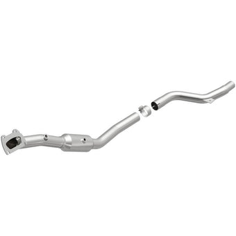 compare product MagnaFlow Right Side Direct Fit Catalytic Converter 15-17 Chrysler 300 3.6L