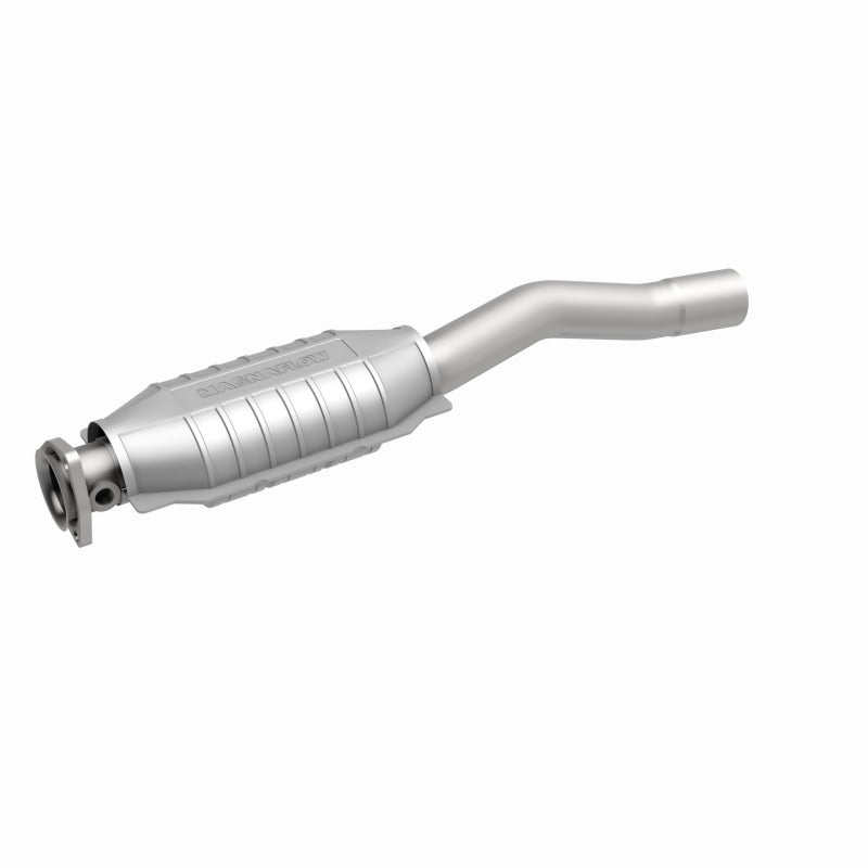 MagnaFlow Conv Volvo 28.75X6.5X4 2.5/2.38 - My Store