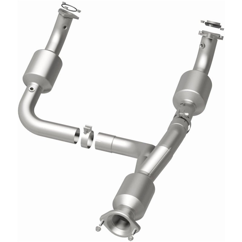 Magnaflow 12 - 20 Chevrolet Express 4500 Underbody 6.0L Direct Fit Catalytic Converter - My Store