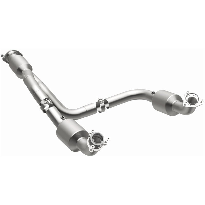 Magnaflow 12 - 20 Chevrolet Express 4500 Underbody 6.0L Direct Fit Catalytic Converter - My Store